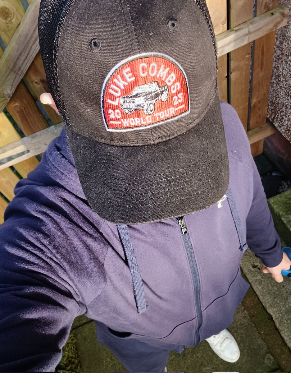 ParaAndy90's tweet photo. Out walking #bearthedog, my Staffordshire bull terrier, with my tracksuit and skip cap on......wonder what people must think of me π€
#steryotypes https://t.co/DlIS7CZUIB
