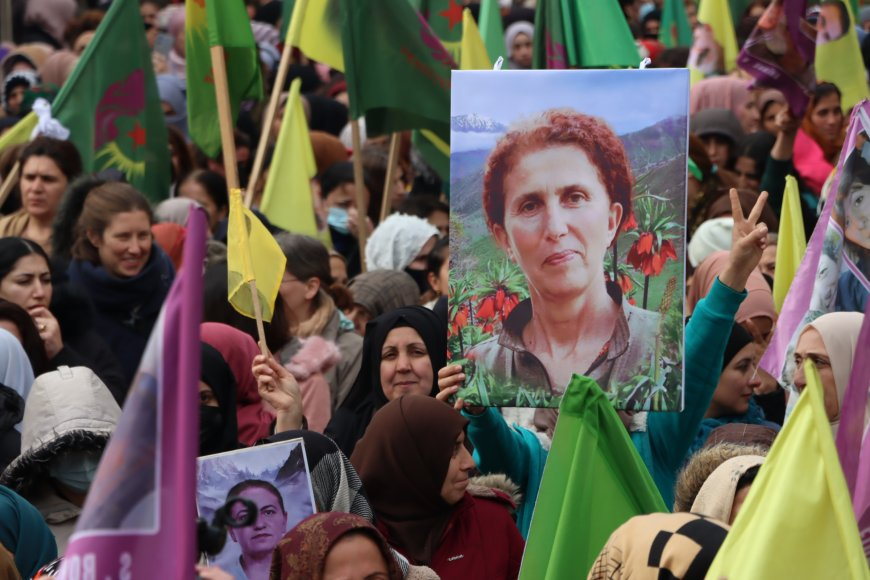 starrcongress's tweet photo. On the occasion of the anniversary of the first #Paris  massacre in which 3 pioneers of the Kurdish women's movement were attacked, people demonstrated throughout North &amp; East Syria in memory of them &amp; to demand the complete clarification of this case. 

#Sara #Rojbîn #Ronahî https://t.co/vxVwBQcKFk