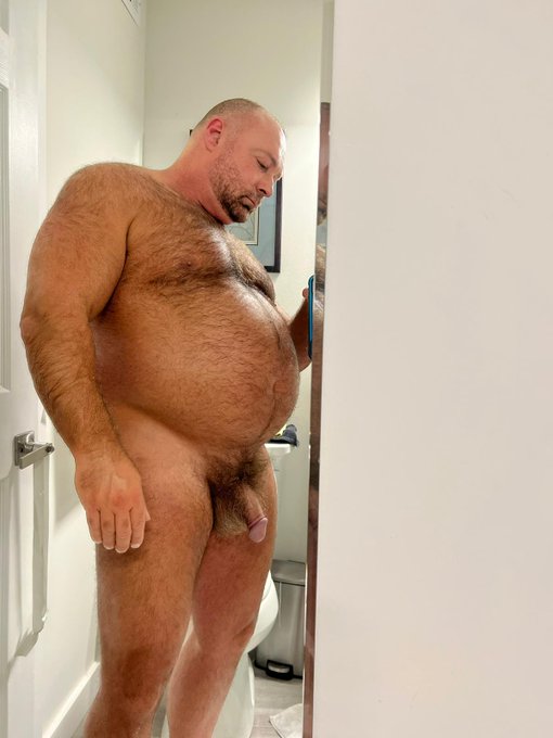 Ready to start the day... And grow more and more 💪🍔🍴  If you consider contributing with money for food<a href="/tag/gainer"class="tags"><span>#gainer</span></a><a href="/tag/hairybear"class="tags"><span>#hairybear</span></a><a href="/tag/musclegainer"class="tags"><span>#musclegainer</span></a>