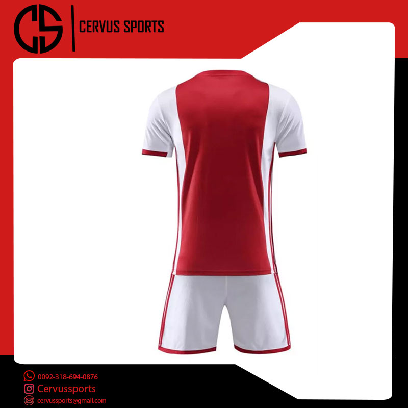 Product Name: Soccer Uniform Features: Lightweight, Breathable Usage: Sports Wear >Wholesale High Quality Manufacture Soccer Uniform. >Any Color Available according to customers demand. #socceruniforms #cervussports #hoodies #sportswear #soccer #teamwear #football #shirts #caps
