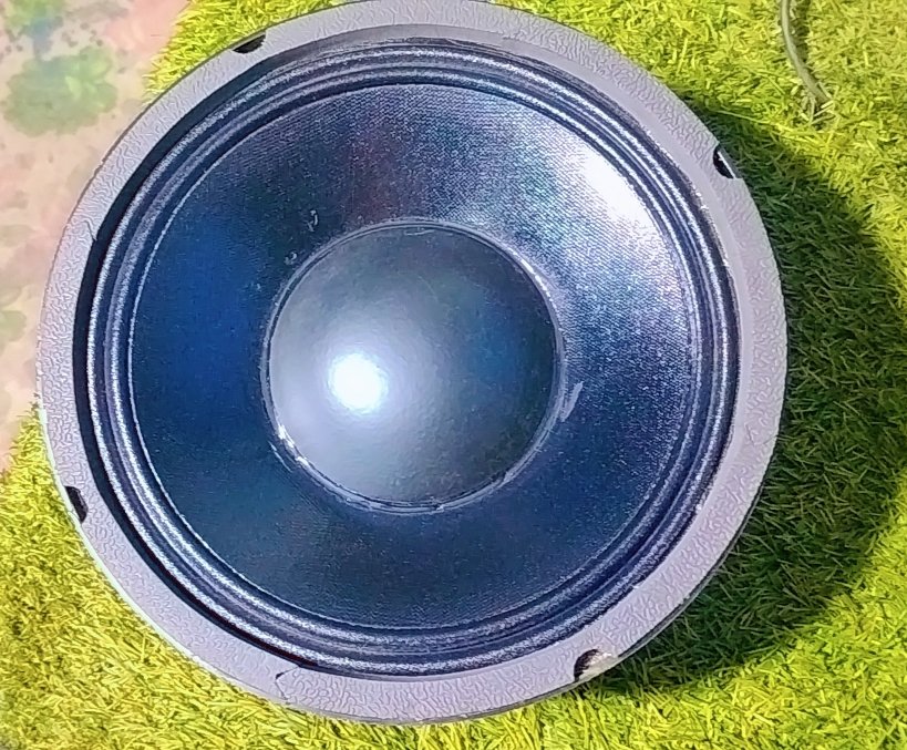 UniquePro3's tweet photo. Unique Pro 
Line Array Neodymium Speaker 🔊 
10 inch 500 Watt 
16 Ohm coil In out 
Coating Papper 
Aluminium Basket  #dj #neo #speaker #linearray #trade #fb #reel #djlife #music #dance #trance #woofer #bass #pro #quality #uniquepro  #latest #top10 https://t.co/GX6Vy2I2Ep