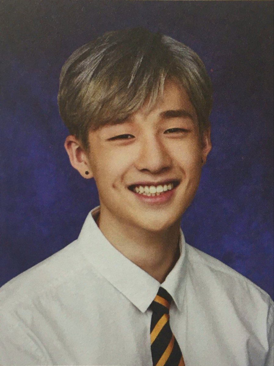 haeng52's tweet photo. 스트레이키즈 증명사진 타래 https://t.co/dX0qGauAzZ