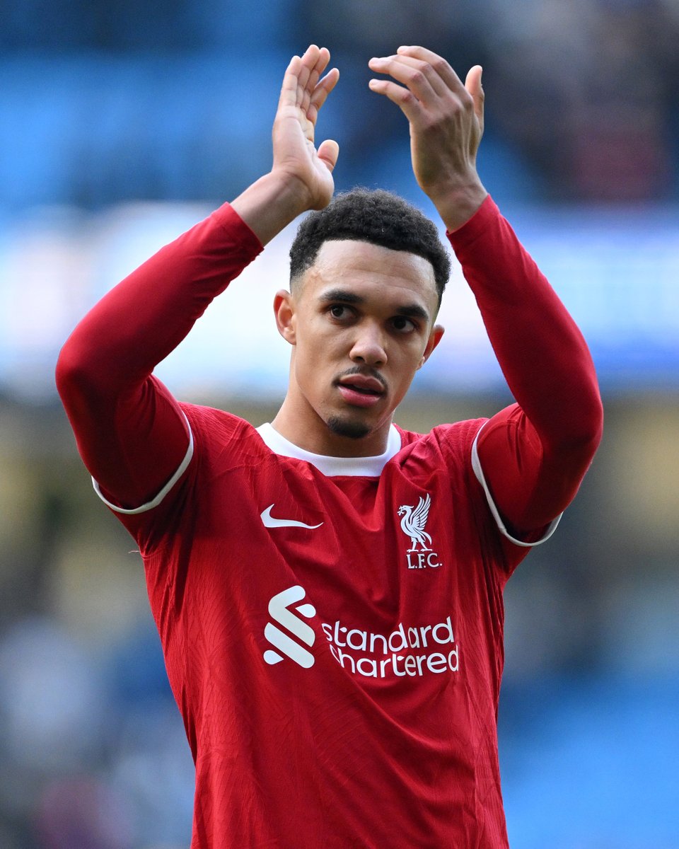 premierleague's tweet photo. Trent Alexander-Arnold is going to be sidelined for 'a few weeks' 🤕

The defender sustained a knee injury in @LFC's FA Cup victory against Arsenal, as confirmed by assistant manager Pepijn Lijnders https://t.co/naTmA4teeE
