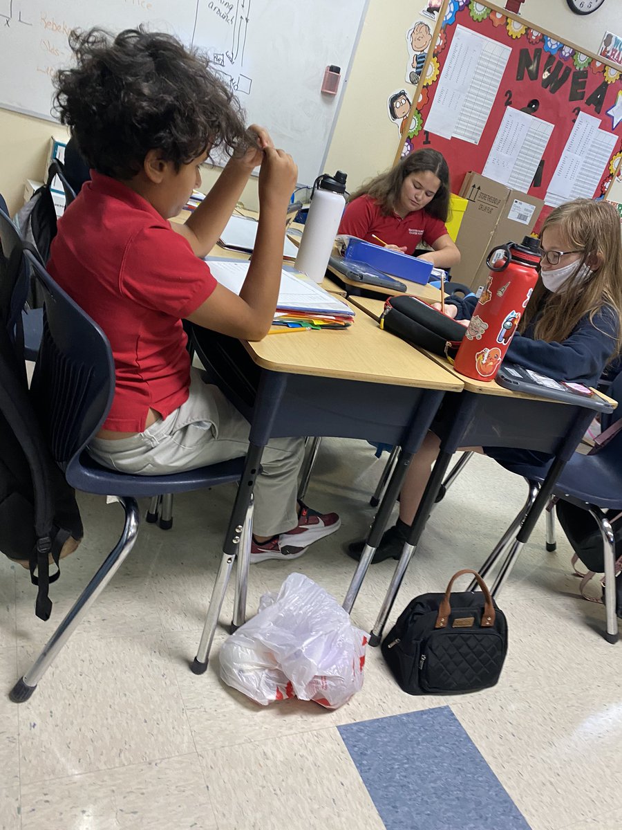 aliano_mr's tweet photo. #teachback Excel grade 5 student teaching class..
Love when the students take ownership. Now using our notes to help with our individual assignments.
@NirvaniRamnath @ThuanSocial @CSUSAJonHage @EddieRuiz531 @AVID_All_Star @AVID4College https://t.co/YubyGUfiAC