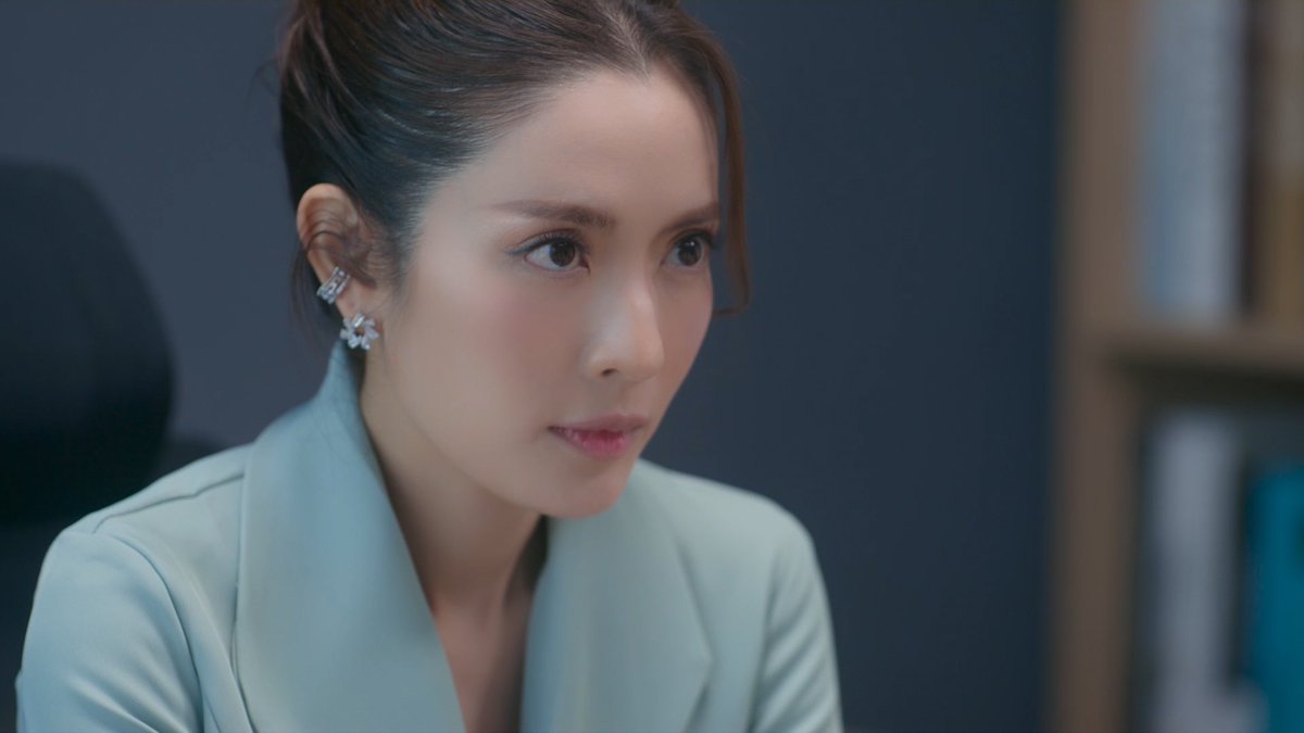 GMMTV's tweet photo. นายมีพิรุธนะ!!!! หึหึ #FindYourselfTHep6

@cnonkul https://t.co/PAR9NC9uqk