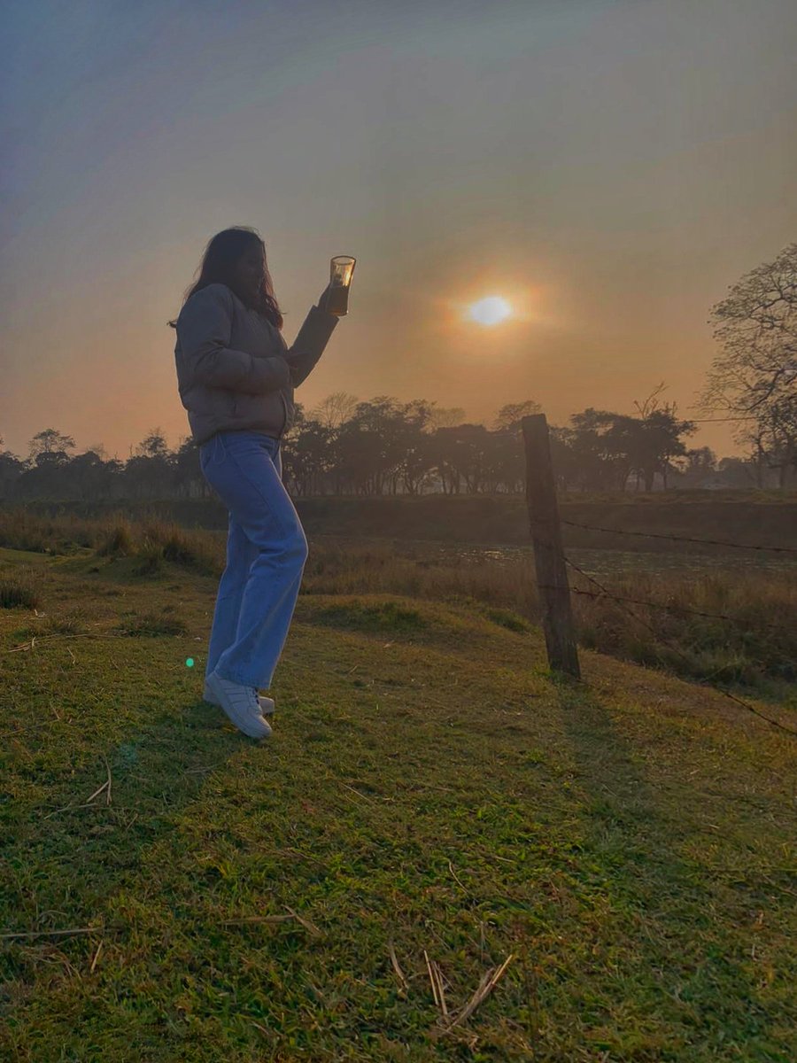ashhh3_'s tweet image. HELLO  WINTER ! 
#SAURAHA
#sister