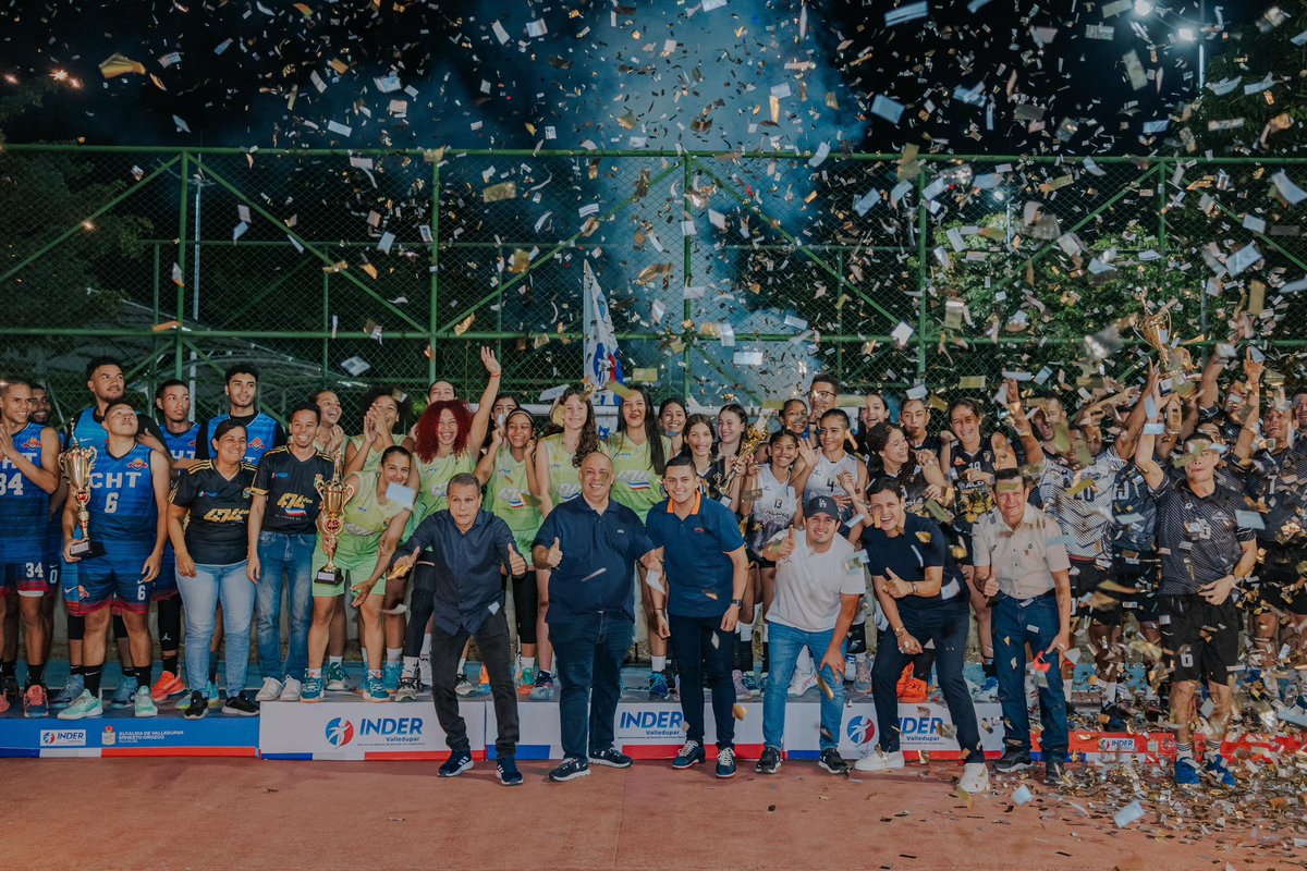 ErnestoOrozcoD's tweet photo. Excelente trabajo el de @InderVpar en la celebración del cumpleaños de Valledupar.
Un despliegue deportivo que mostró la bandera de este gobierno, que busca fortalecer este sector para los jóvenes y los grandes talentos de la región. https://t.co/5MovsBXcaT