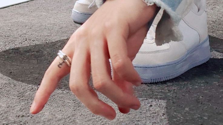 _starsjmn's tweet photo. i miss him https://t.co/XTAHLXWFgA