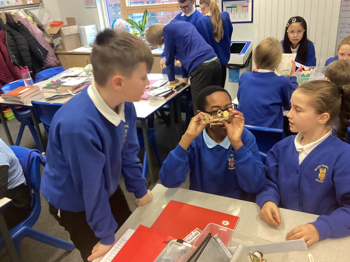 MNA_Year6's tweet photo. Our new Creative Curriculum theme has started with the arrival of a mysterious suitcase full of interesting artefacts! Can you work out what we are going to be studying this term? @morley_newlands https://t.co/WZdAhBV2pa