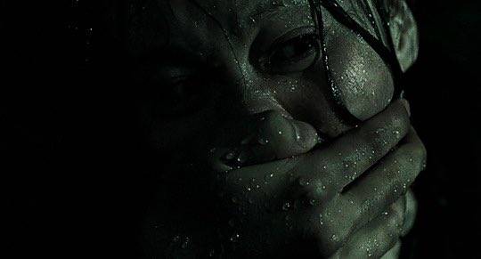 TheCinesthetic's tweet photo. Memories Of Murder (2003) dir. Bong Joon-ho https://t.co/fmB1WEVoVp