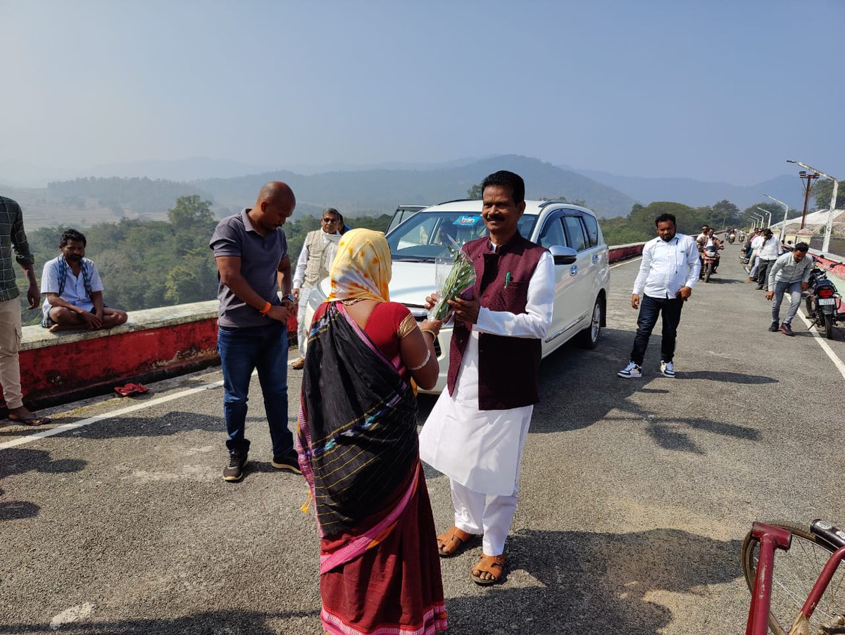 farddepartment's tweet photo. Fish fingerling stocking program at Balimela Reservoir under SETU program in presence of Hon'ble MLA, Chitrakonda, ZP Chairperson, and other Sr. officials.π
#FishStocking #BalimelaReservoir
@rajaaswain @OdishaFisheries https://t.co/Z1zEjhMH8N