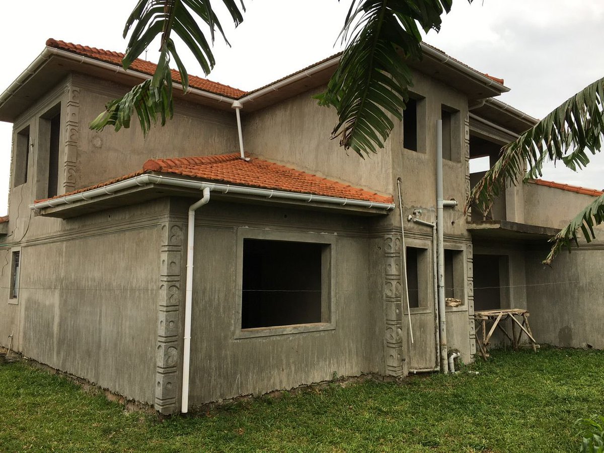 LindaEvelyn_N's tweet photo. Unlocking access to water for communities & agriculture is just the beginning! At Asel Engineering Consults, we're not only masters of efficient borehole solutions but also your partners in building the future. 

Join us on a construction journey where quality & innovation meet precision & excellence.