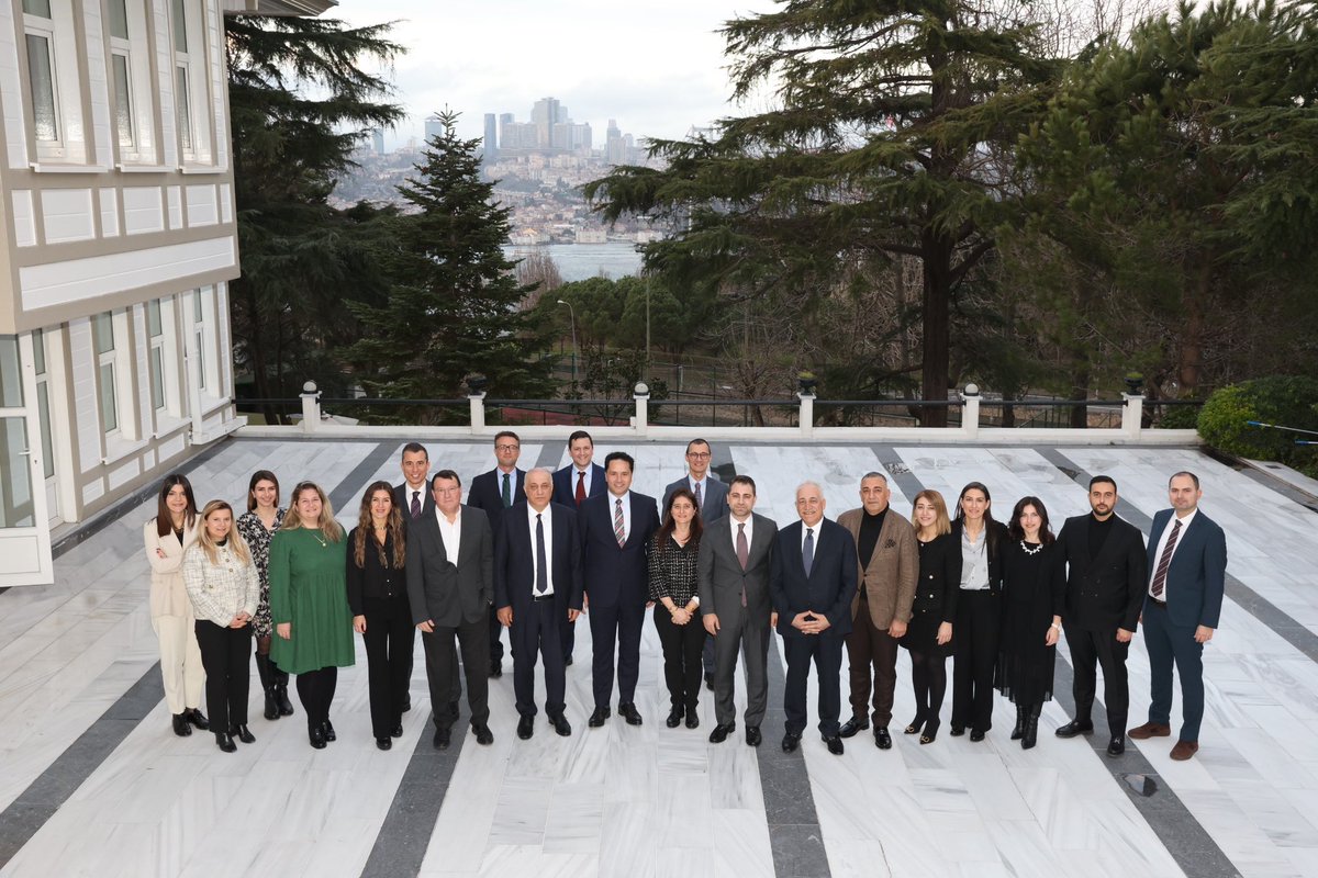 tatbakliyat's tweet photo. Memişoğlu Tarım (Tat Bakliyat) firmamızın Tat Gıdanın %49.04 lük pay alım sozlesmesinin imza  günü.

#memisoglu #tatbakliyat #tatgıda #tatgd https://t.co/Zo0GN29Hrs