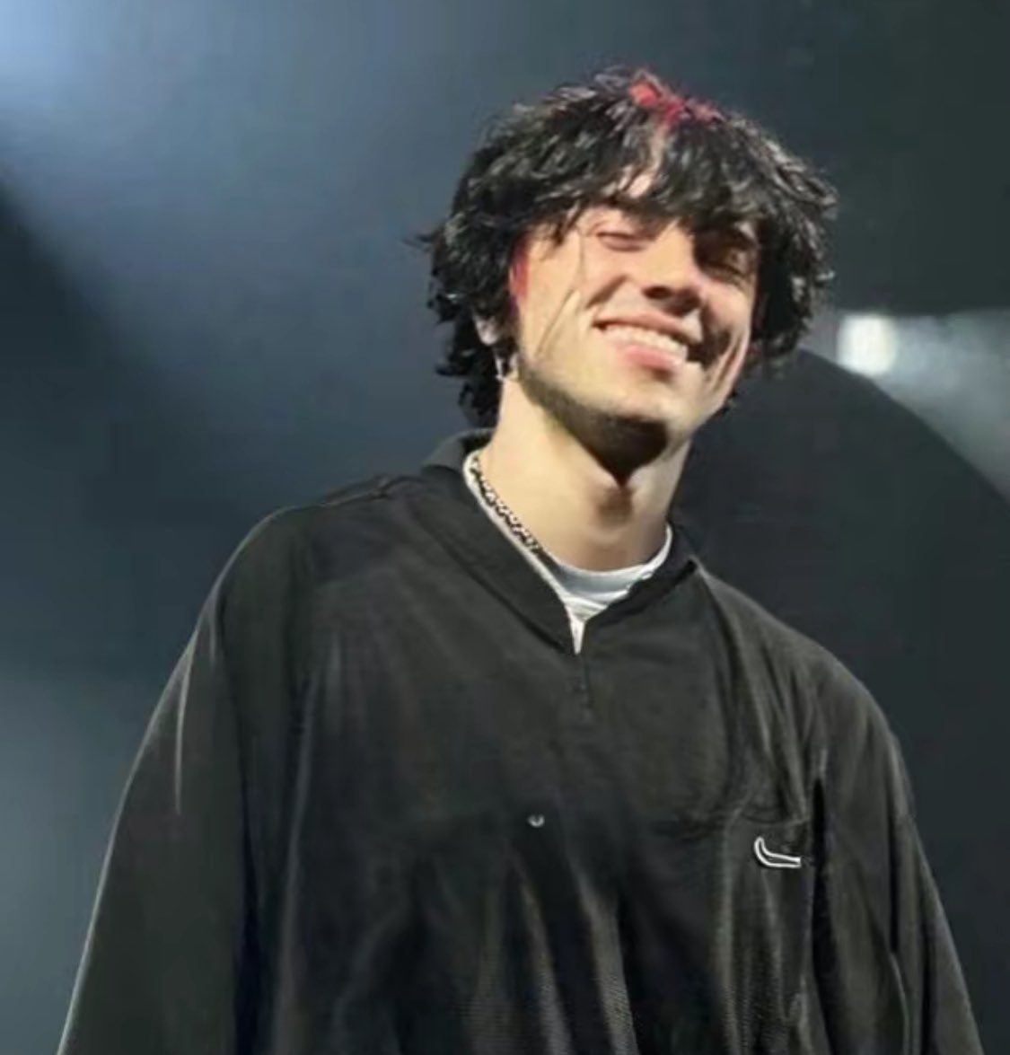 billie eilish as a male… hear me out-
