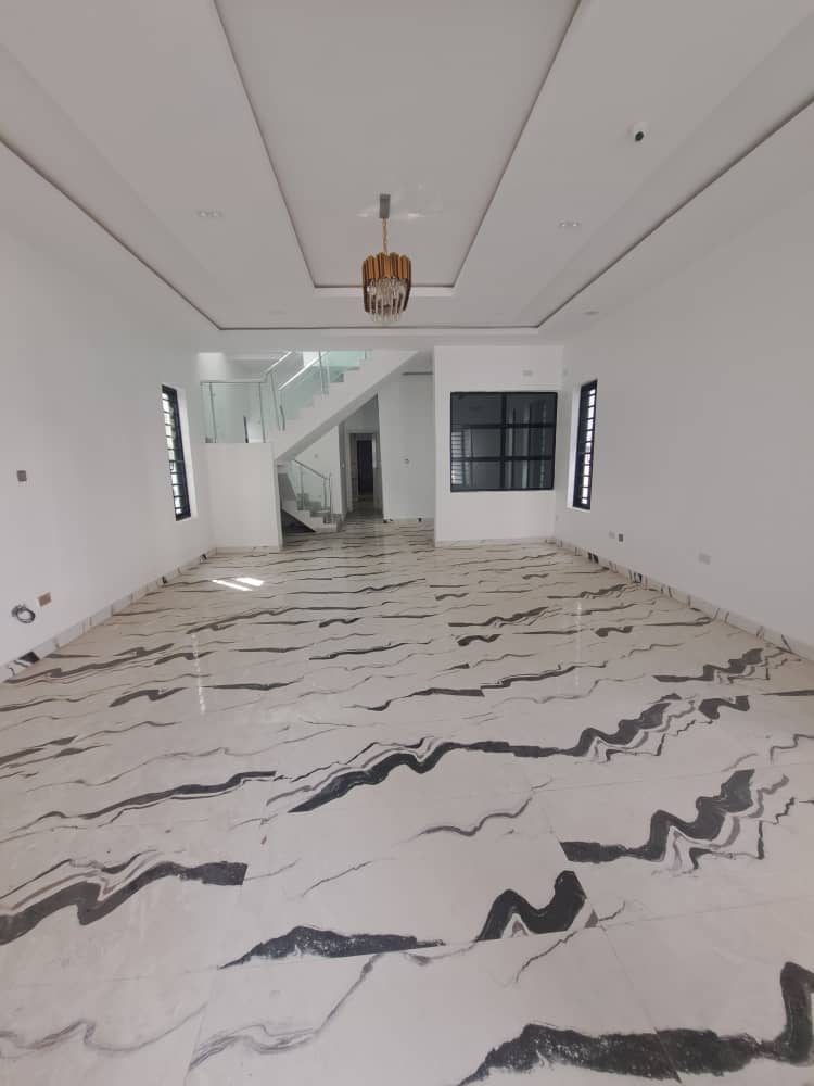 z_uguru's tweet photo. LUXURY 5BEDROOM FULLY DETACHED DUPLEX FOR SALE 

LAND SIZE:400SQM 

- Fitted Kitchen
- Modern Day POP Ceiling 
- Detailed finishing 
- Wardrobes 
- Water heater
- Heat extractor 
- BQ 
Location: OLOGOLO LEKKI LAGOS 🇳🇬

Price: N240M 

Title Governor's Consent 
07068852008 https://t.co/8ZN95R2IZK