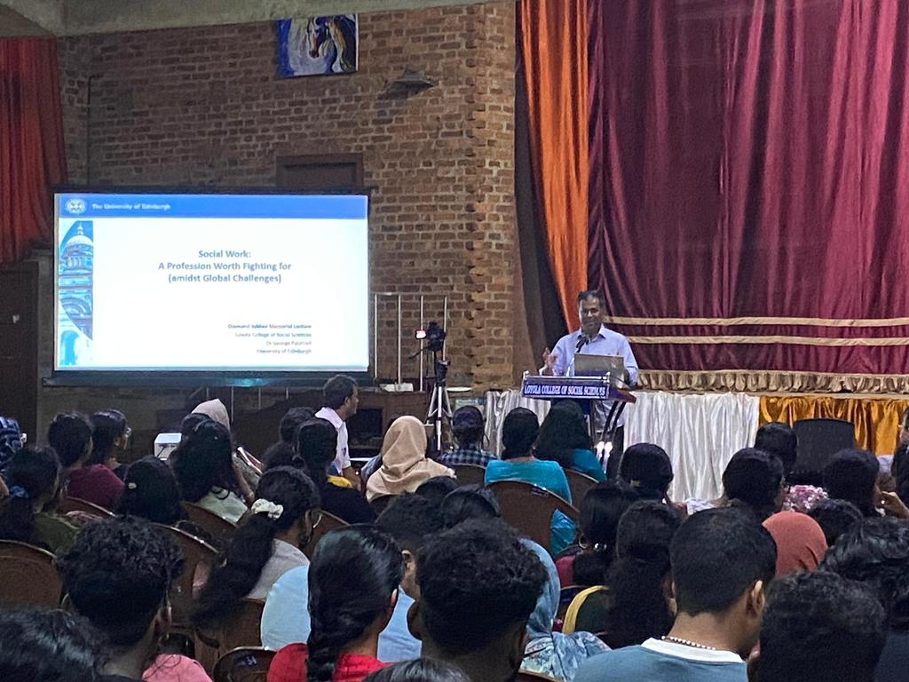 Honoured to deliver the Diamond Jubilee Memorial Lecture at Loyola College of Social Sciences, Trivandrum, Kerala. A fascinating group of students and staff committed to advancing knowledge and finding solutions to challenges facing the world🙏