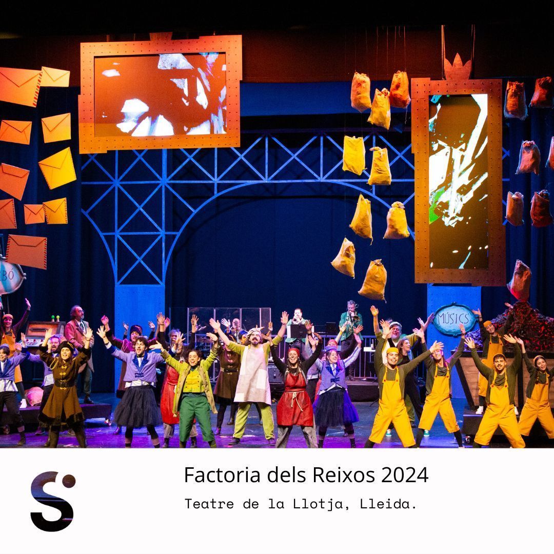 stagelabcoop's tweet photo. Com sempre, un enorme plaer treballar per a portar la màgia de la #FactoriadelsReixos a l'escenari. Fins a la propera vegada, #Reixos !  #Reixos2024 #ReixosLleida #Nadal #FestesLleida #Lleida #stagelab #multimedia #art https://t.co/dSKKvxMpou