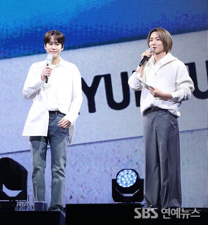 The hyung who was strict to the lil bro trainee but secretly admire him. The hyung who asked the rescuers to get his little brother first and save him.

Today, he's letting go of his little brother for another journey, a new beginning.

That's Leeteuk to Kyuhyun 😭🫶