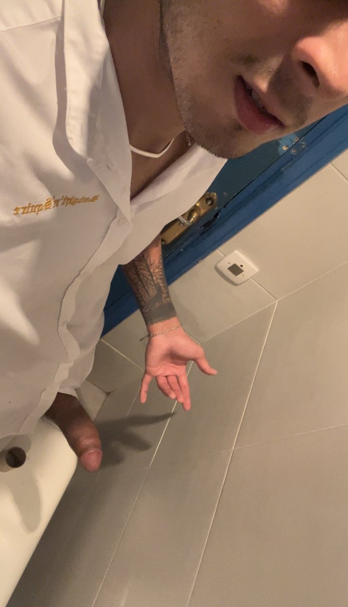 𝕭𝖚𝖊𝖓𝖔𝖘 𝖉𝖎𝖆𝖘, 𝖉𝖊𝖘𝖉𝖊 𝖊𝖑 𝖙𝖗𝖆𝖇𝖆𝖏𝖔 😈

onlyfans.com/endanielh01
#BigDick #SeductiveSunday #Madrid #BoyHot #hot