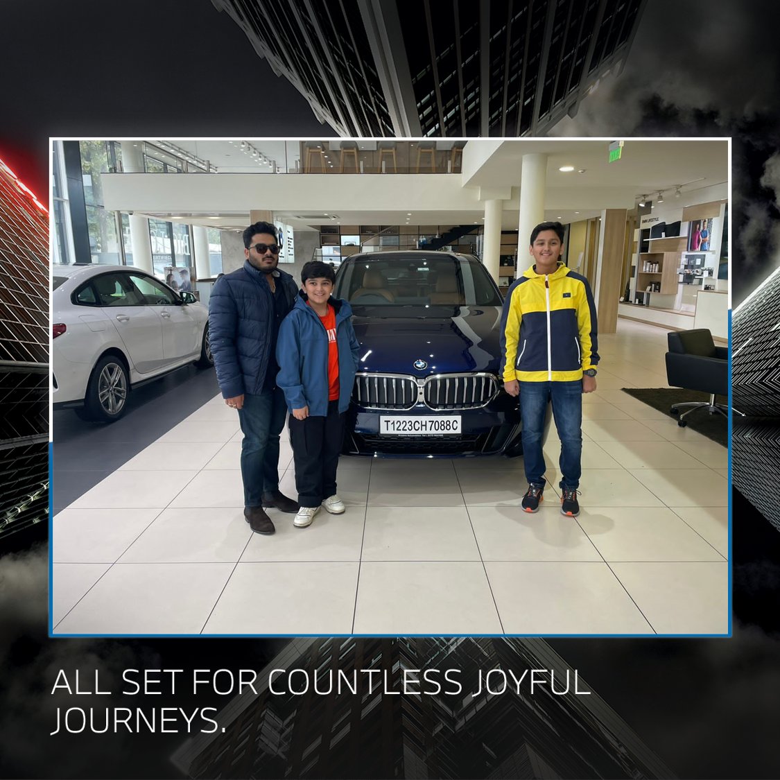BMWKrishnaAuto's tweet photo. Created for those who have mastered the rules of luxury.
We are delighted to deliver Mr. Aziz Panwar, Mr. Yug Panwar &amp; Family an experience of JOY &amp; Sheer Driving Pleasure with the new #BMW6Series Gran Turismo.
Welcome to the exciting world of BMW.
#LuxuryRecrafted #BMW6GT https://t.co/dzNeDyD1Rt