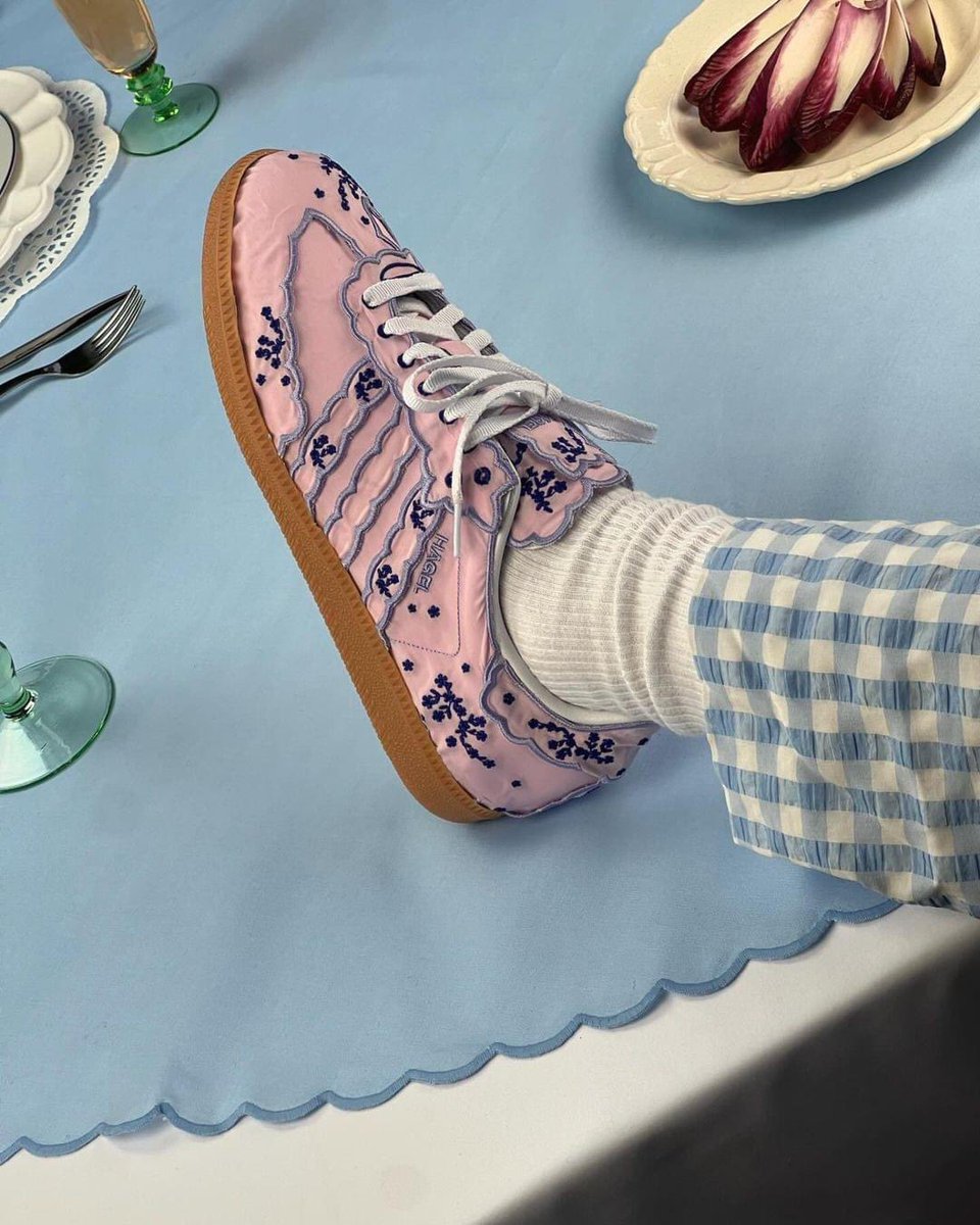 a_carrot_bagel's tweet photo. adidas samba ‘Napkin’ by hagel 
ลายคือน่ารักสุดๆ 👞🥚🫒🌼 https://t.co/WrdAlGPJA0