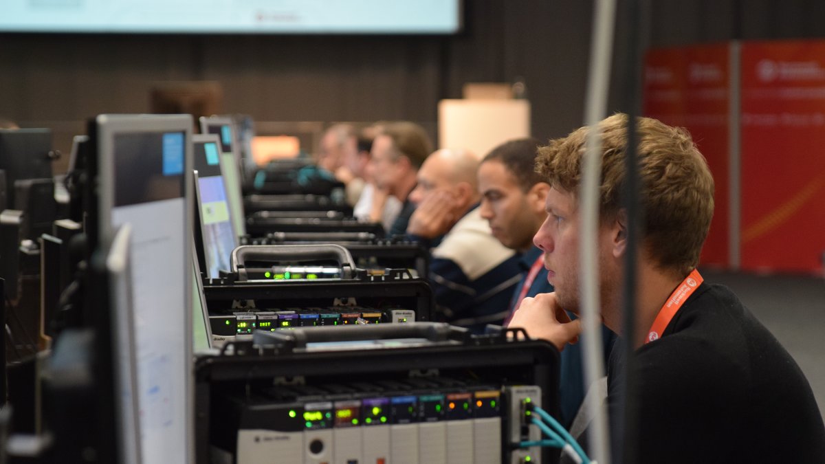 En ROKLive EMEA 2024 de Rockwell Automation los asistentes podrán conocer de primera mano las nuevas tendencias que están transformando la automatización industrial en Europa. rok.auto/4aGWEKO