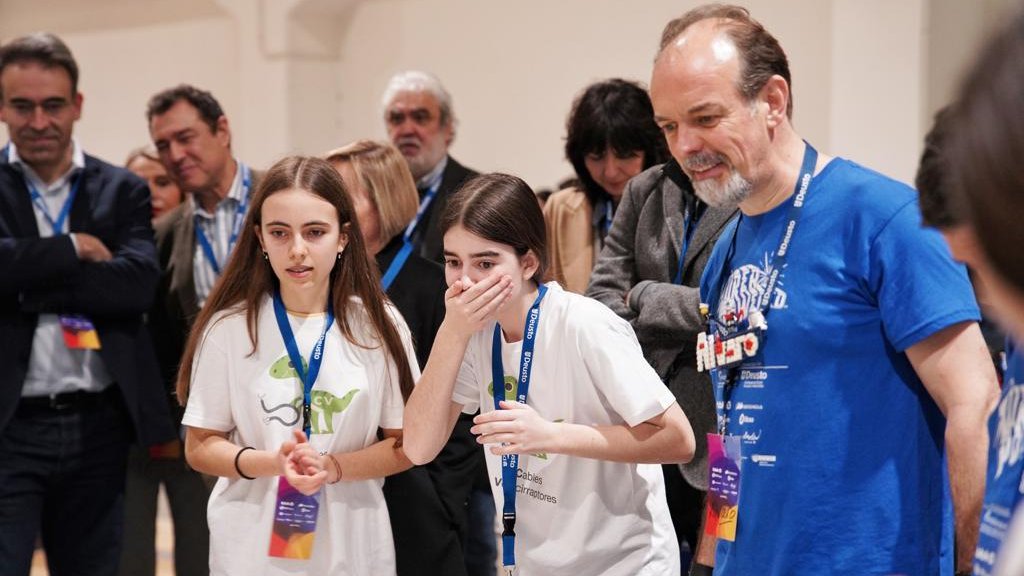 FLL_Euskadi's tweet photo. Únete como voluntario en la edición más creativa de #FLLEuskadi
Colabora como Responsable de zona: Field, PIT &amp; Queue volunteers y supervisa los diferentes espacios del torneo para asegurar que los equipos aprovechen al máximo cada etapa.
¡Anímate!👉https://t.co/RtTjvpmX7F https://t.co/nzNhc8jSH3