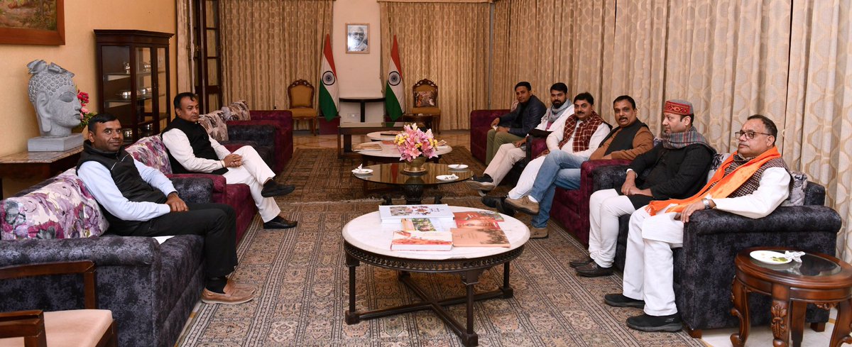 snsinghbjp's tweet photo. भारतीय जनता पार्टी के वरिष्ठ नेता ,पूर्व केंद्रीय मंत्री भारत सरकार वर्तमान में राजस्थान के राज्यपाल आदरणीय कलराज मिश्रा जी का जयपुर राजभवन में आशीर्वाद प्राप्त करते हुए।@KalrajMishra @RajGovOfficial @ParthVivek @BJP4Rajasthan @BJP4India https://t.co/tUTMBmwWDG