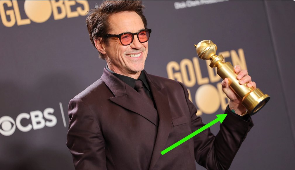 andreasamadi's tweet photo. Is that the “Djokovic’s secret weapon” patch from https://t.co/CG5lAtAWNW that @robertdowneyjr is wearing? Pericardium 6 is a great acupoint for emotional balance, anxiety and insomnia.
#taopatch #health #wellness #nanotechnology #Goldenglobes https://t.co/IbMrXEqL1S