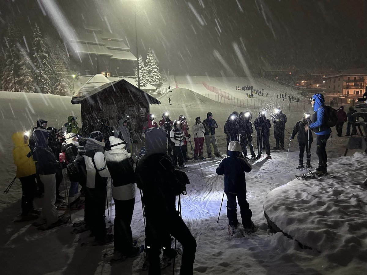 Ciaspolata in notturna con <a href="/MarcoConfortola/">MarcoConfortola</a> 

🗓️tutti i venerdì sera 
🕣ore 20:30
📍Santa Caterina Valfurva 
💰€ 45,00 compresa tutta l' attrezzatura

per info e prenotazioni:
tel. 0342 935544 - info.valfurva@bormio.eu

#NeverGiveUp  #GoodVibes #magia