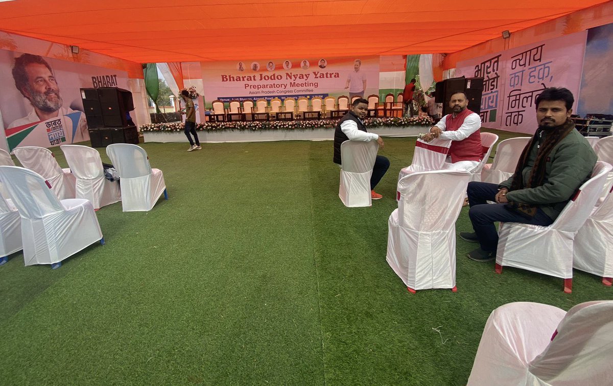 ManashBorahBJP's tweet image. “Embracing the spirit of Bharat Joro Nyay  Yatra! 🇮🇳 Getting ready for this incredible journey at the venue. Join me on this exciting adventure as we prepare for a memorable experience. #BharatJoroMyayYatra #PreparationMode #ExcitementBuilding”