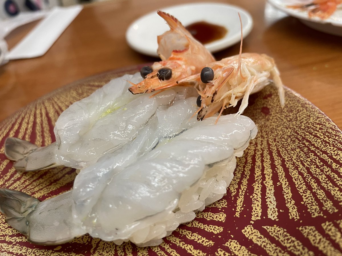 ryossuueeeee's tweet photo. お寿司を食べた🍣🦐
彼女にお会計で楽天ポイントとられた⚡️ https://t.co/RZGuA57wIt