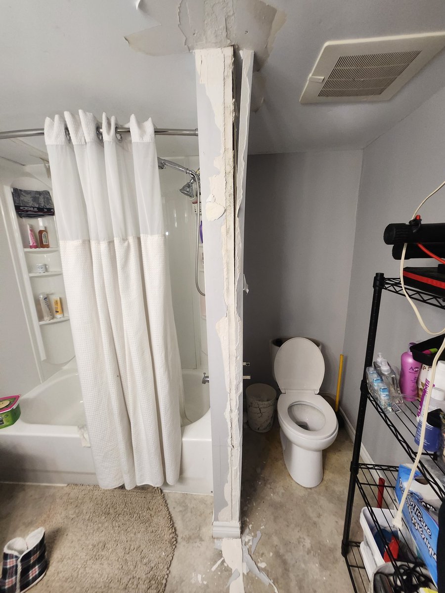 holakb1022's tweet photo. @rentnorthview -I have submitted the same repair request for 12 months and has been closed every time. As completed and i pay my rent every month https://t.co/mssi7gUrH2