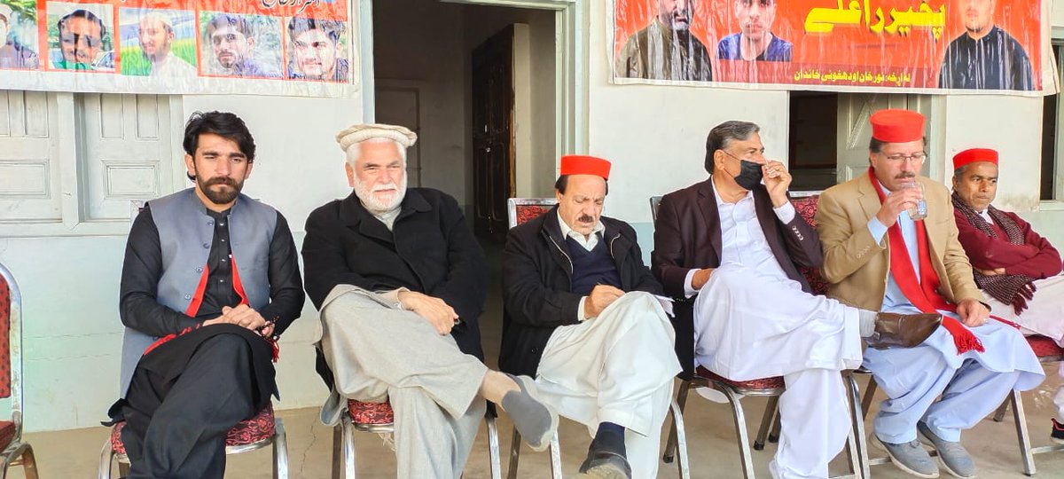ANPOPakhtunkhwa's tweet photo. کنونشن میں کثیر تعداد میں دیگر ضلعی و تحصیل ذمہ داران اور کارکنان نے شرکت کی۔
#ANPBuner | #Vote4Laltain https://t.co/y0nNuy523k