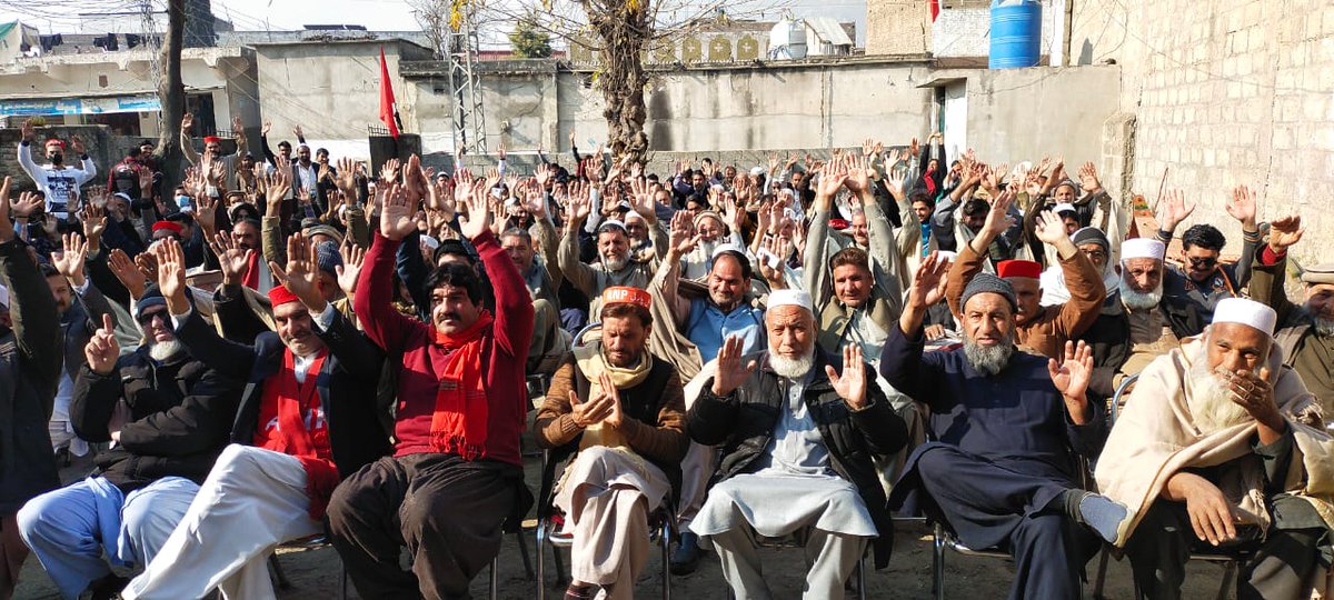 ANPOPakhtunkhwa's tweet photo. کنونشن میں کثیر تعداد میں دیگر ضلعی و تحصیل ذمہ داران اور کارکنان نے شرکت کی۔
#ANPBuner | #Vote4Laltain https://t.co/y0nNuy523k