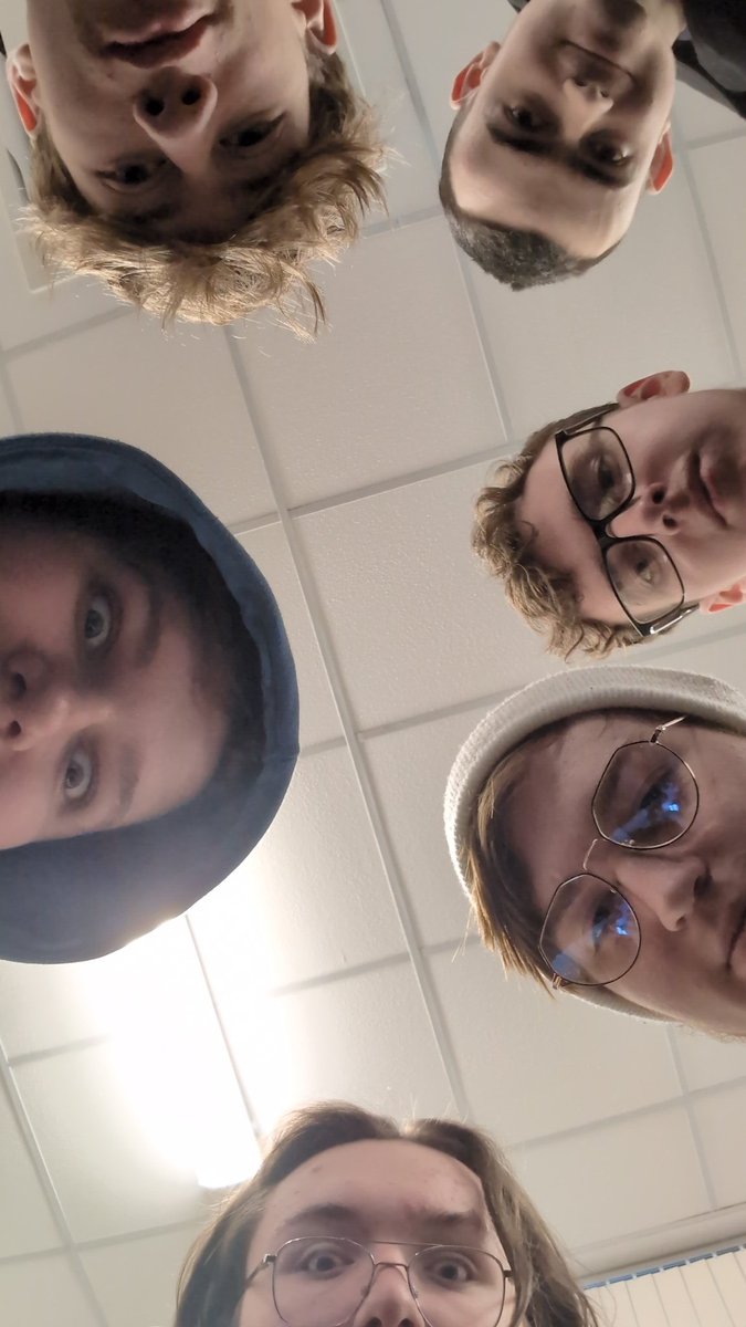 LlanDragons's tweet photo. New mod squad for social media🤭 https://t.co/cbBZDE08g1