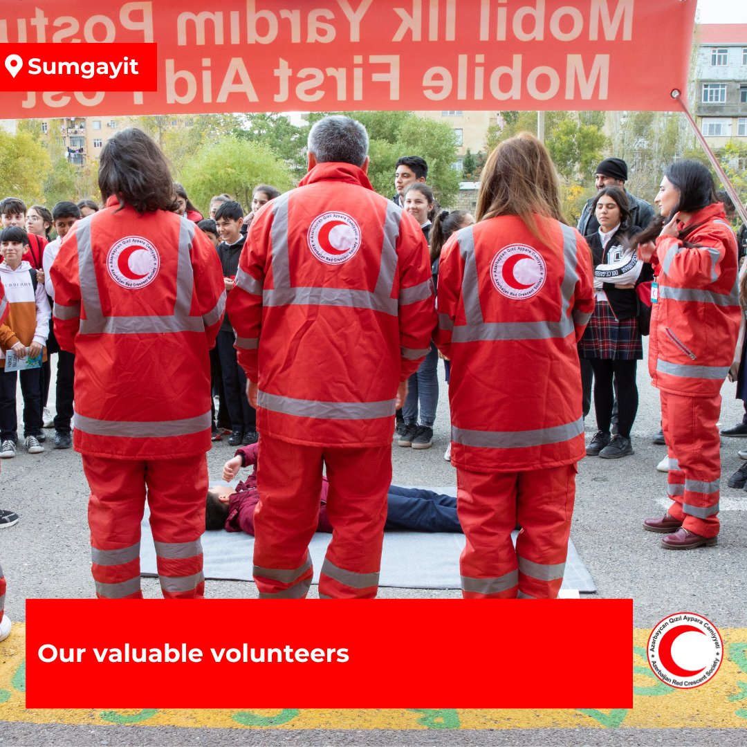 AzRedCrescent's tweet photo. 🌟Our valuable #volunteers. 👏 💪 https://t.co/PZgXbJ3Qo7
