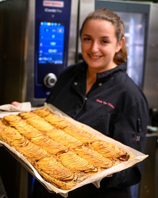On dirait bien que notre cheffe Karen nous a préparé des desserts très gourmands au Bon Vivre  pour un début d'année savoureux...
#bonnesadressestoulouse #restotoulouse #LeBonVivre #toulousemaville #toulouse