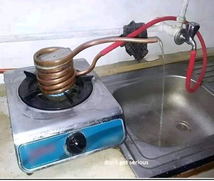 Meanwhile as Mpesa is resolving the delay, sitawafunza kila kitu.. 👨🏻‍🦲.
