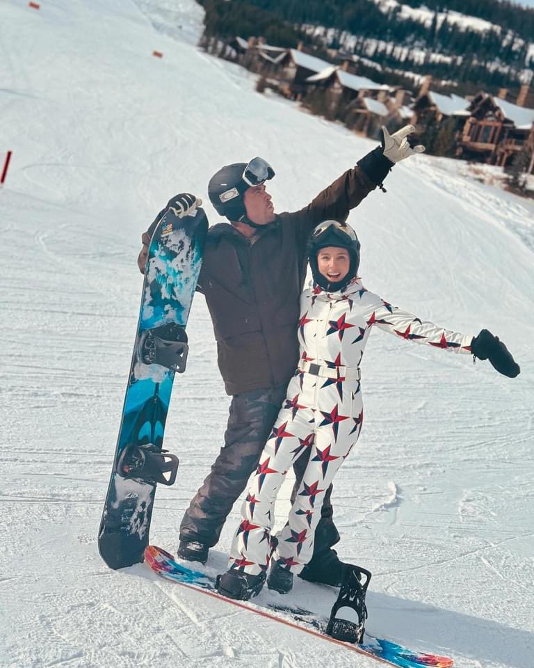 chrishemsworth's tweet photo. Going from summer in Australia to the snow in Montana is always an epic adventure ⛄️❄️ https://t.co/BECItl2sO2