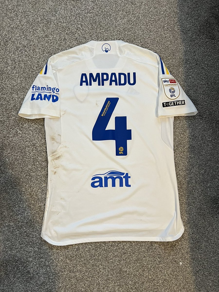 LUFCMatchworn's tweet photo. AMPADU DU DU PLAYS IN 💛🤍💙 #LUFC #Leeds #matchworn #matchwornshirts https://t.co/orISw21okS