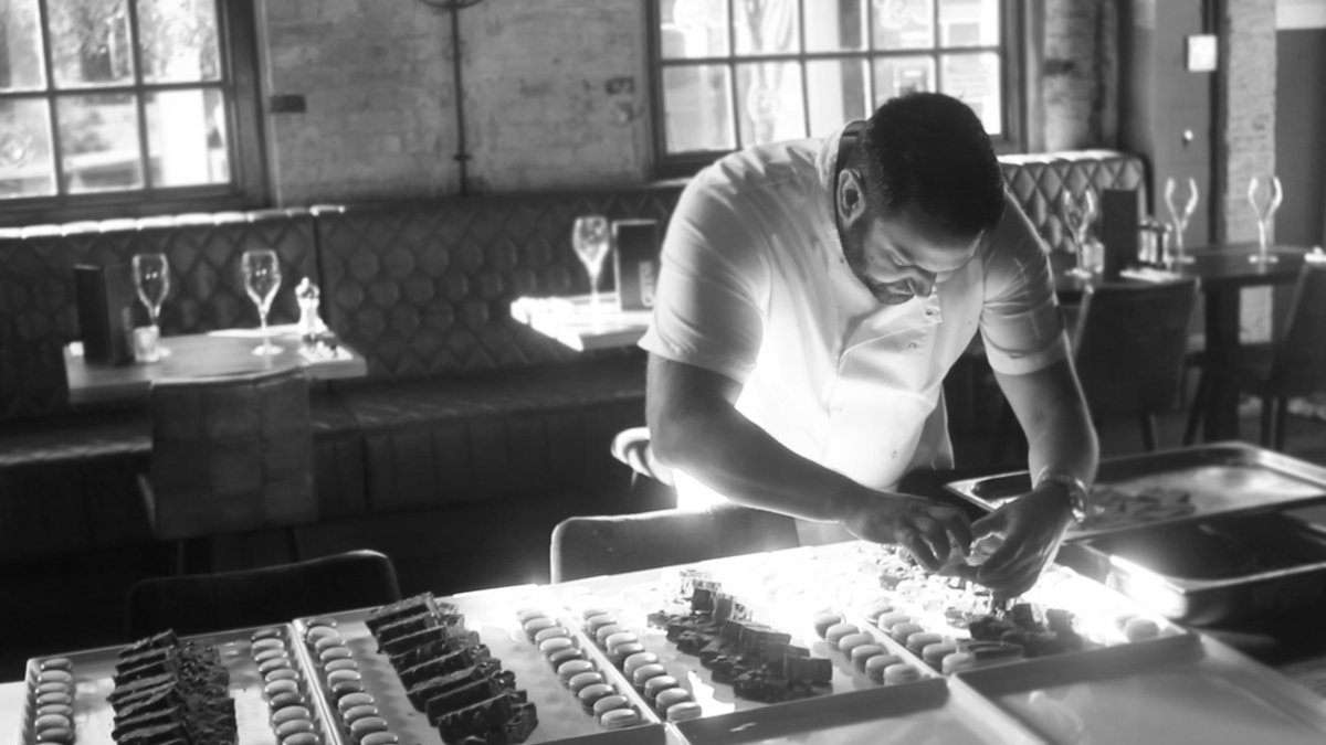 House_Mag's tweet photo. Celebrated Chef #BradleyGreen has officially opened the doors of the revamped restaurant at the #TheLordBute, marking a new culinary era for the esteemed establishment. 

Pick up a copy locally to read more about what to expect when you visit there. 

📸 The Lord Bute https://t.co/0KcRvX9rgB