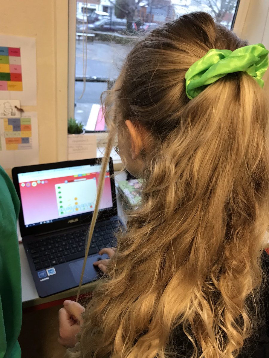 HilltopMedway's tweet photo. Year 2 were making pictograms in computing yesterday, they showed lots of perseverance #sflt #hl https://t.co/lsppKStTUx
