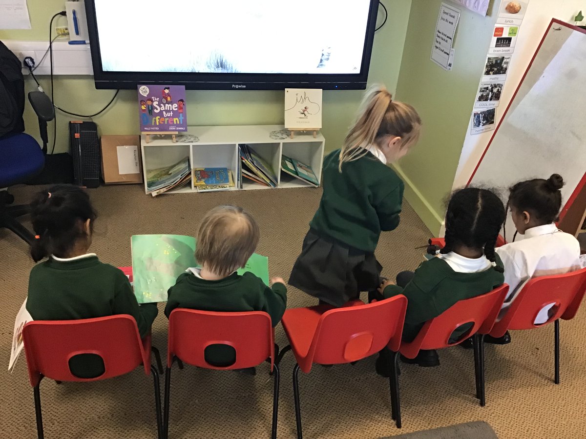 firsprimarysale's tweet image. #RecAsh love books! We have added a new ‘lending library’ to our classroom to explore even more fantastic books. We choose to read during provision with our friends #FirsReading #readingforpleasure