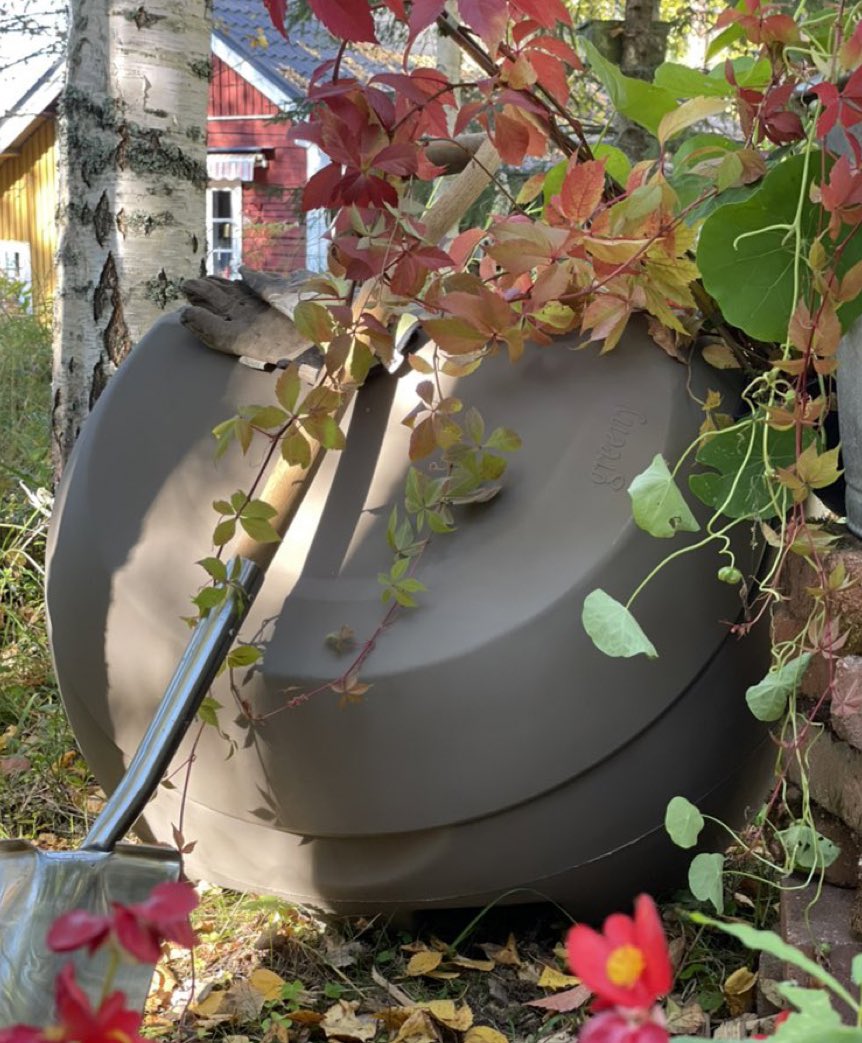 ruutuikkuna's tweet photo. Melko kiva sain kuvauskeikan huomiselle ja to, pe onkin Itä-Suomen suun terveyspäivät! Mutta nyt ideoimaan hiekoitusastian kuvauksia. #inora https://t.co/5gchX9DZlw
