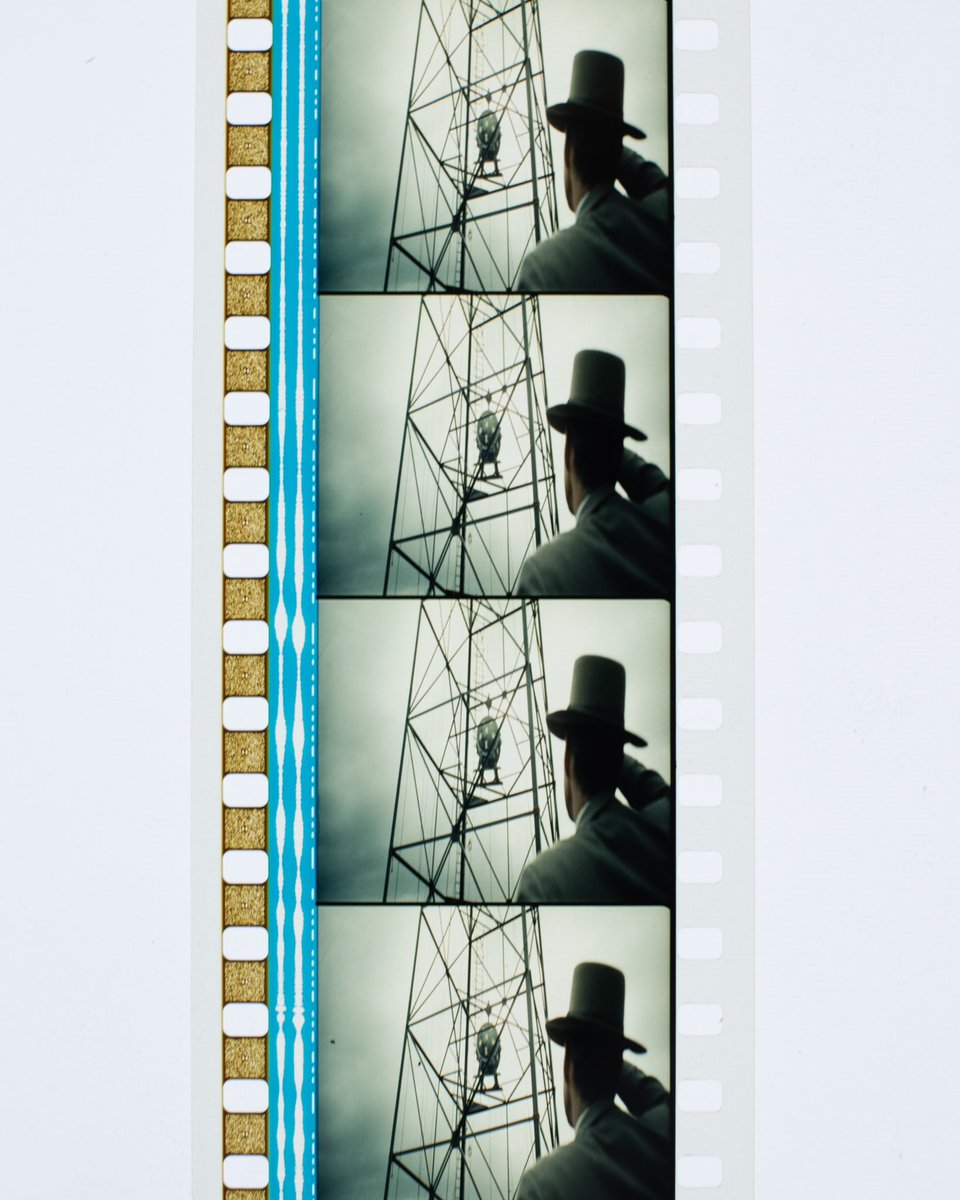 ProjectionistR's tweet photo. Congratulations to the @OppenheimerFilm team on their @goldenglobes wins π Here are some of my unseen photos πΈ
#oppenheimer #thefilmframeproject #filmframe #35mmfilm #upinthebooth #projectionist #projectionbooth https://t.co/5pJkE4Eos2