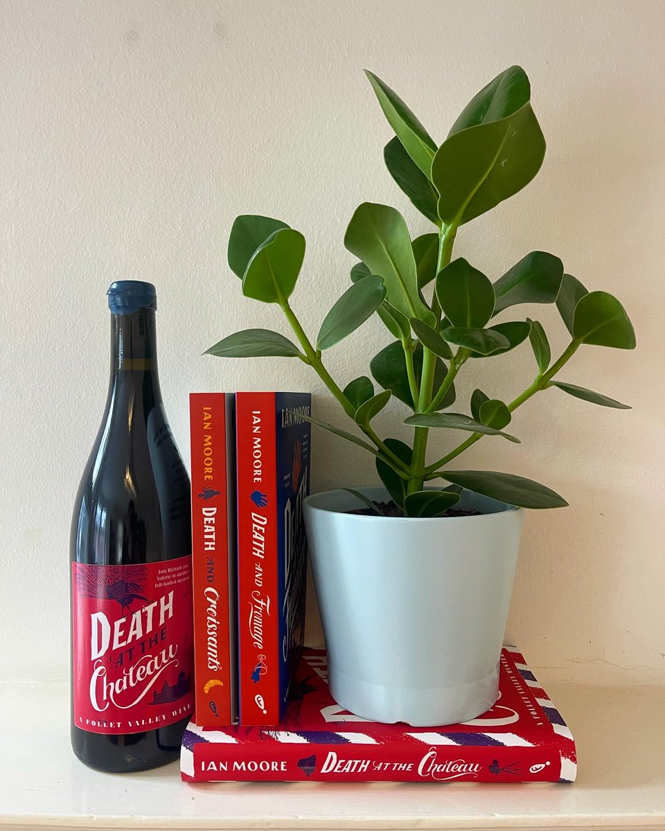 Farrago Books tweet media