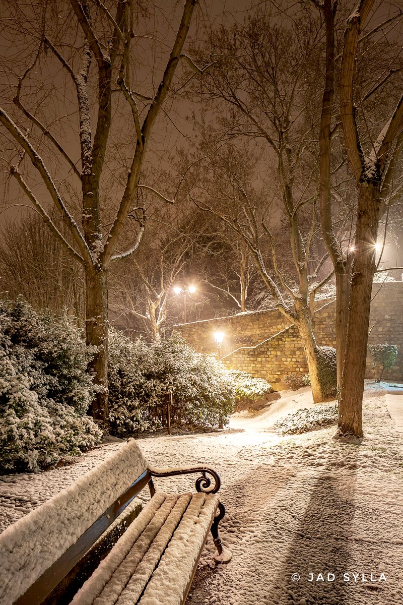 jad_sylla's tweet photo. . Nuit blanche_01.

La neige ajoutant au charme de la magnifique ville de Saint-Cloud. 

@VilleSaintCloud 
@Prefet92 
@hautsdeseinefr 
@hautsdeseine92 https://t.co/2S5O8FgBkm