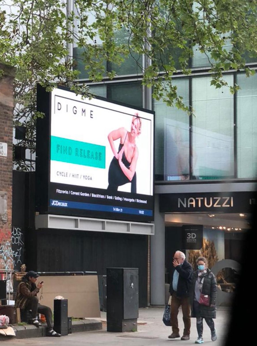 FlowCityHQ's tweet photo. 🚀 New Year, New You! With https://t.co/AlP3B3E9et's #digital posters across the city, your marketing campaign is finally reaching your audience! Explore our #AI tool at https://t.co/kcDDL1owYQ and see how #DOOH can boost your post-holiday campaigns. 💪✨

#FitnessGoals #FlowCity https://t.co/WN3fGM78SG