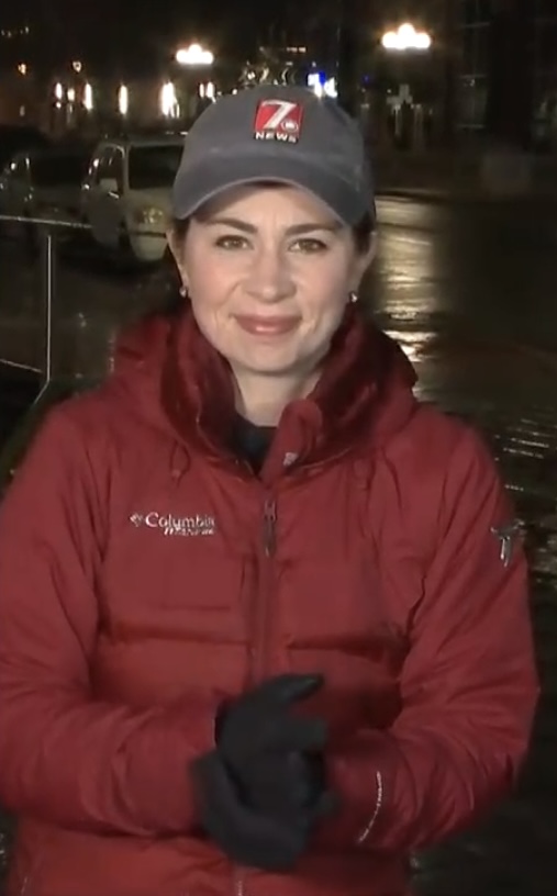 fredontv's tweet photo. So, you want to work in TV news? @tffarmerWSPA7 @CScarpelliTV are there for this morning’s heavy rain, gusty winds and strong storms. @WSPA7 #LiveTeamCoverage 💧🌩️💨 https://t.co/yLVNe8JXFW